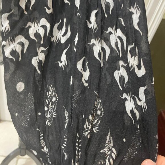 BL-NK BLOUSE MIRANDA PEASANT MONOCHROMATIC BLACK/WHITE SHEER PRINT Sz S BADDIE - Picture 4 of 16